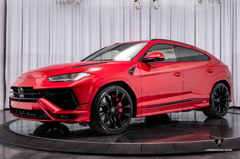 Used 2024 Lamborghini Urus S image 8
