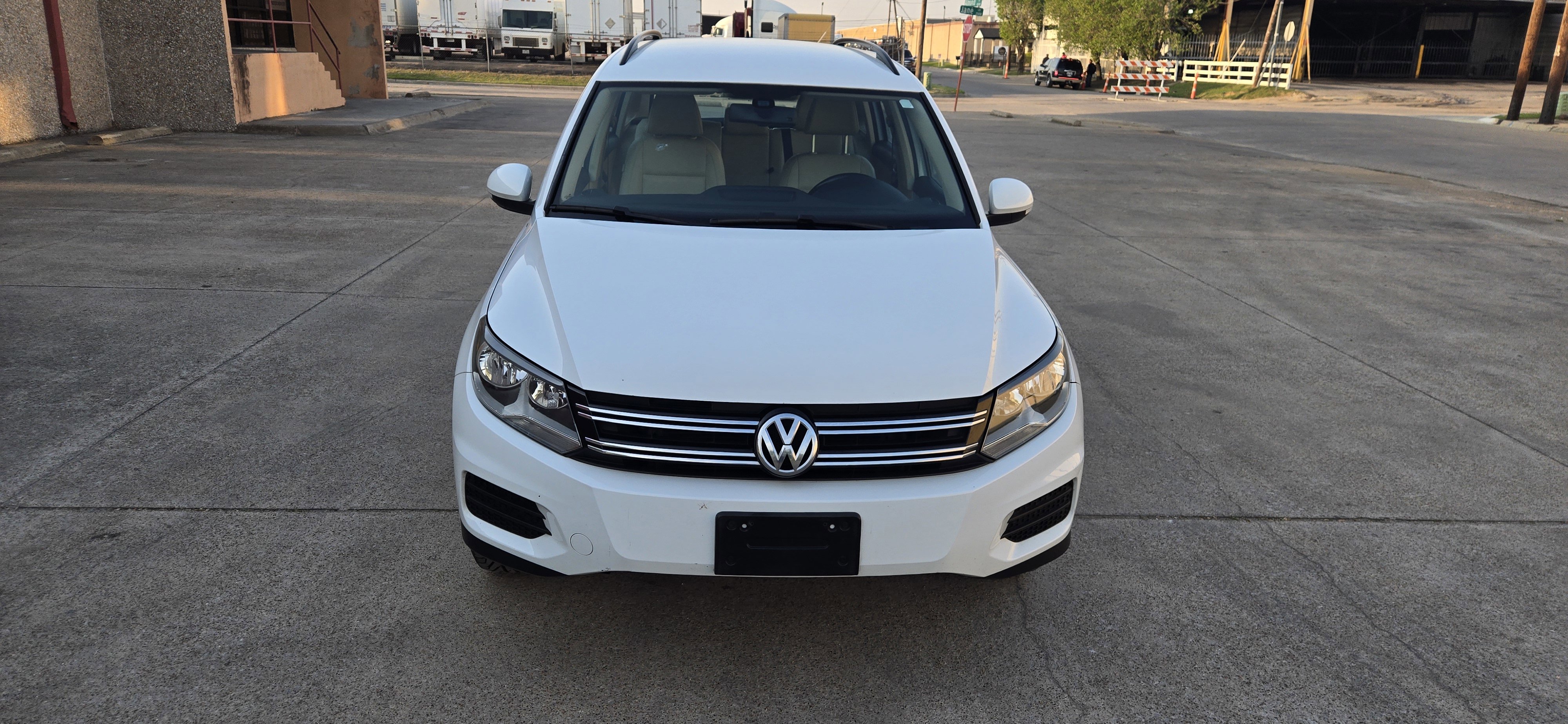 Used 2017 Volkswagen Tiguan S AWD/4WD image 13
