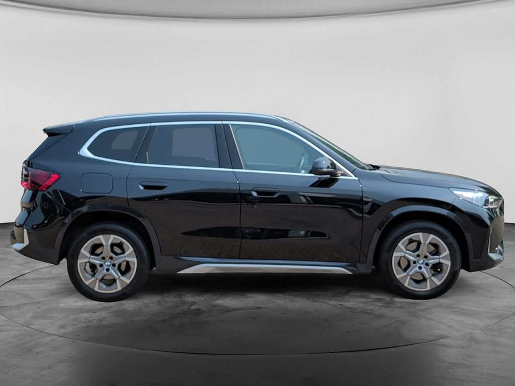 Used 2025 BMW X1 xDrive28i AWD/4WD image 8