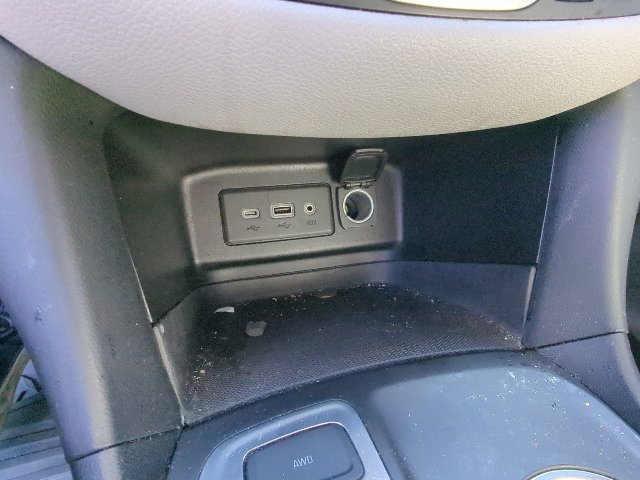 Used 2019 Chevrolet Equinox LS w/ LS Convenience Package AWD/4WD image 18