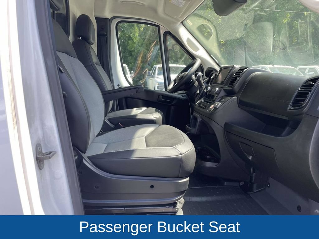 Used 2025 RAM ProMaster 2500 w/ Convenience Group FWD image 12