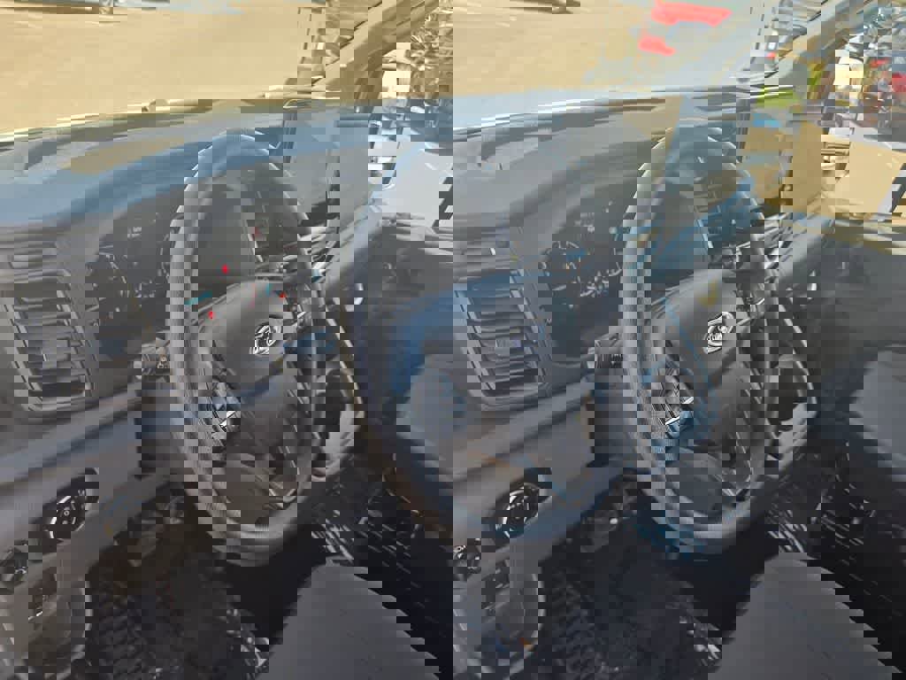 Used 2024 Ford Transit 350 XLT image 10