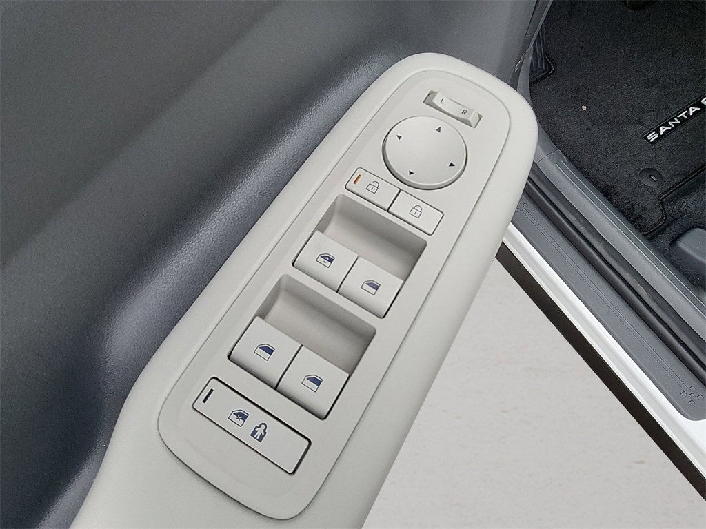 New 2026 Hyundai Santa Fe SE image 16