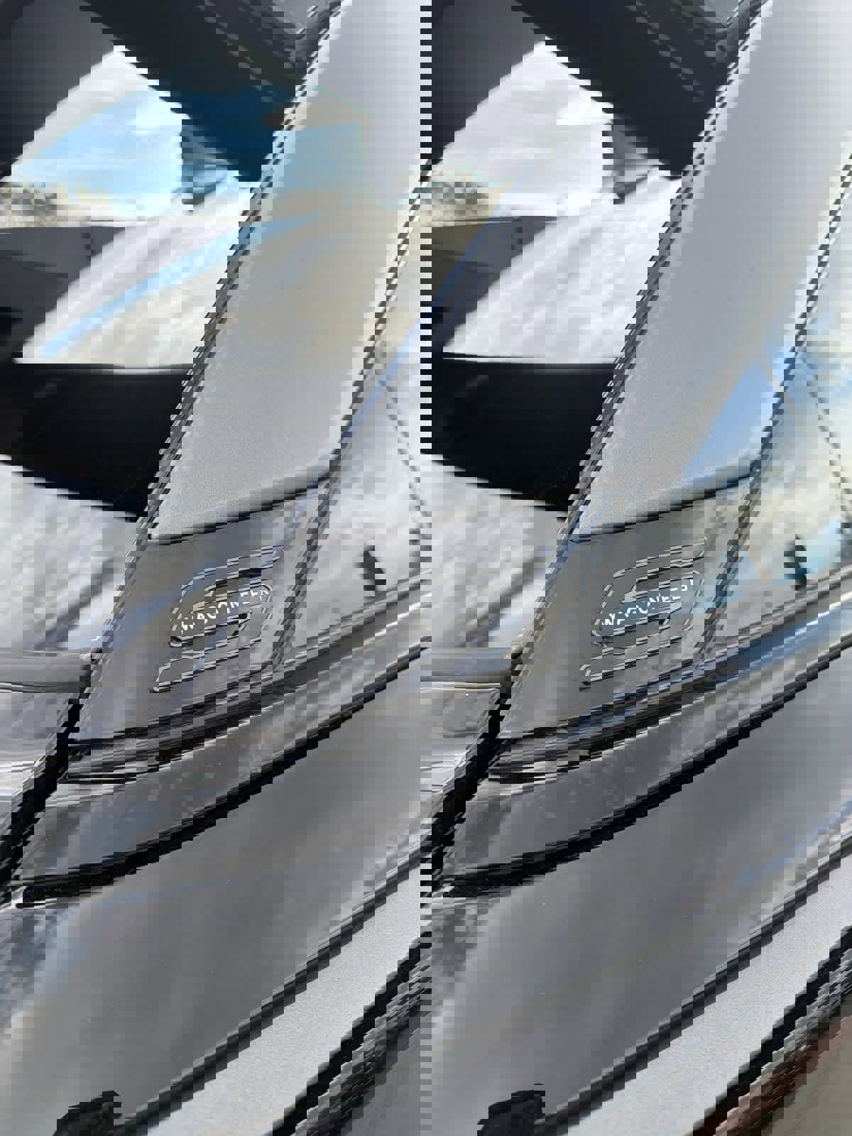 Used 2024 Jeep Wagoneer Launch Edition image 8