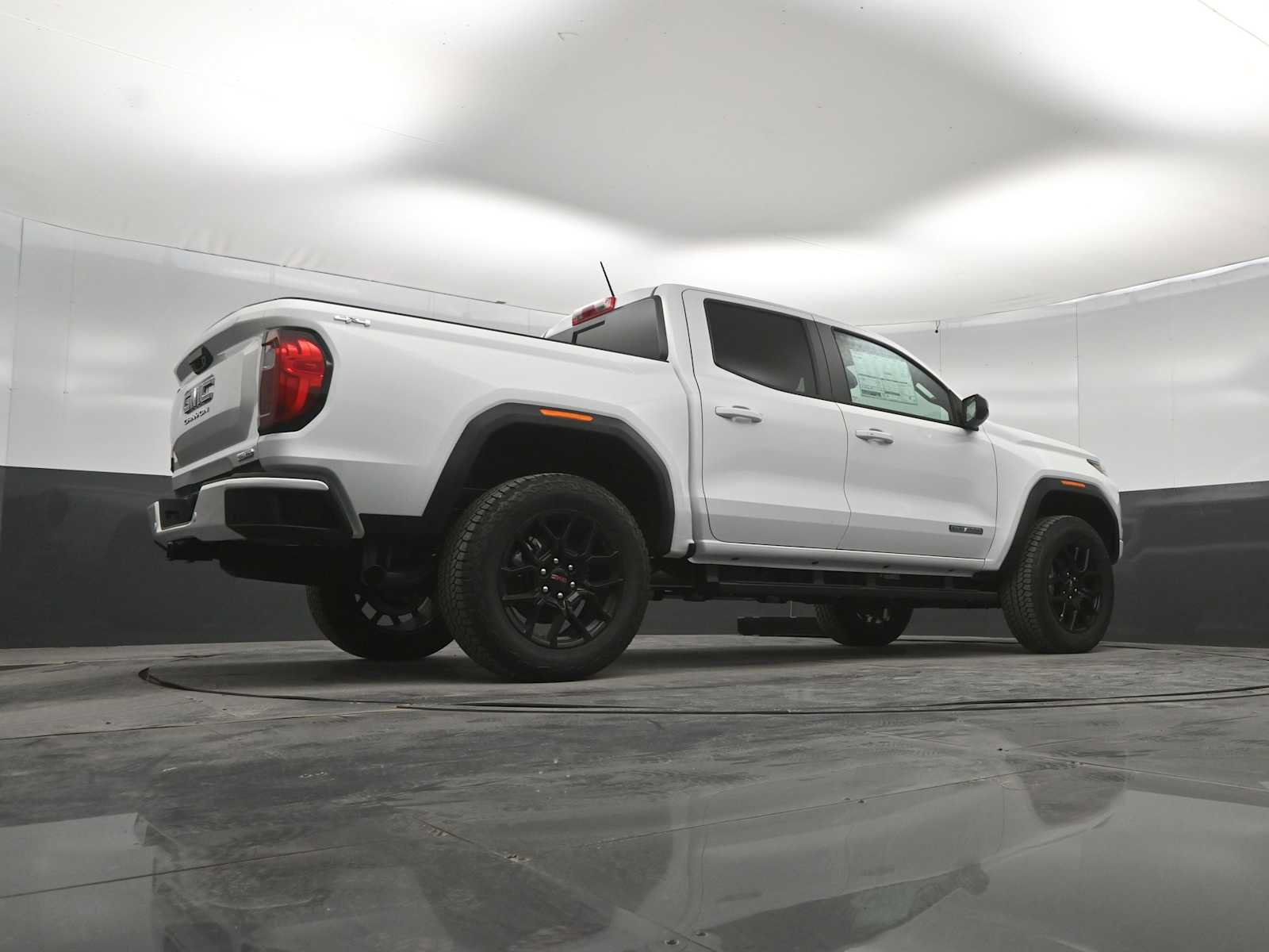 New 2026 GMC Canyon Elevation w/ Convenience Package AWD/4WD image 38