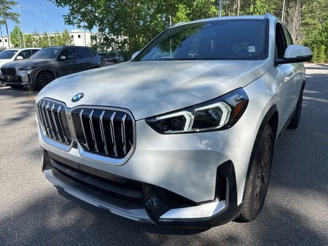Used 2025 BMW X1 xDrive28i w/ Technology Package image 2