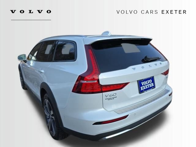 New 2026 Volvo V60 B5 Cross Country Plus w/ Protection Package Premier image 5