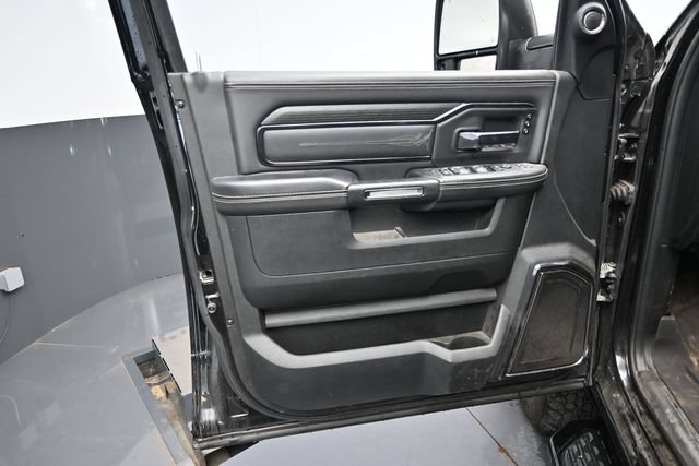Used 2024 RAM 3500 Limited w/ Night Edition AWD/4WD image 12