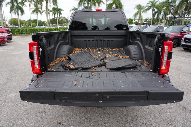 Certified 2024 Ford F250 Lariat w/ Lariat Ultimate Package AWD/4WD image 15