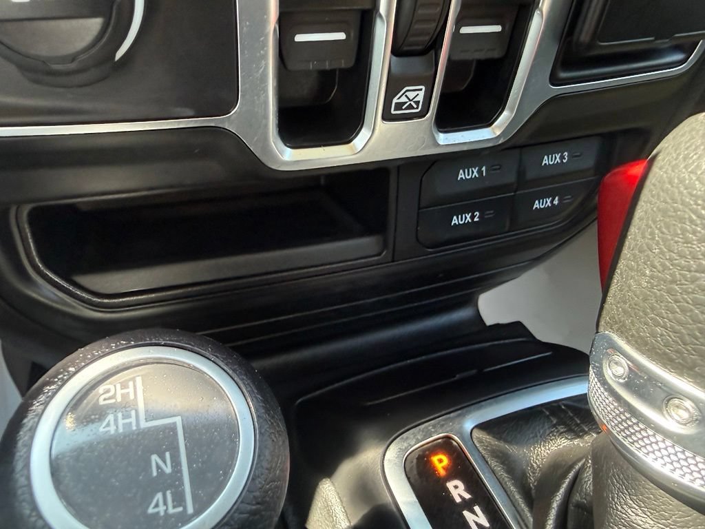 Used 2023 Jeep Gladiator Sport AWD/4WD image 26