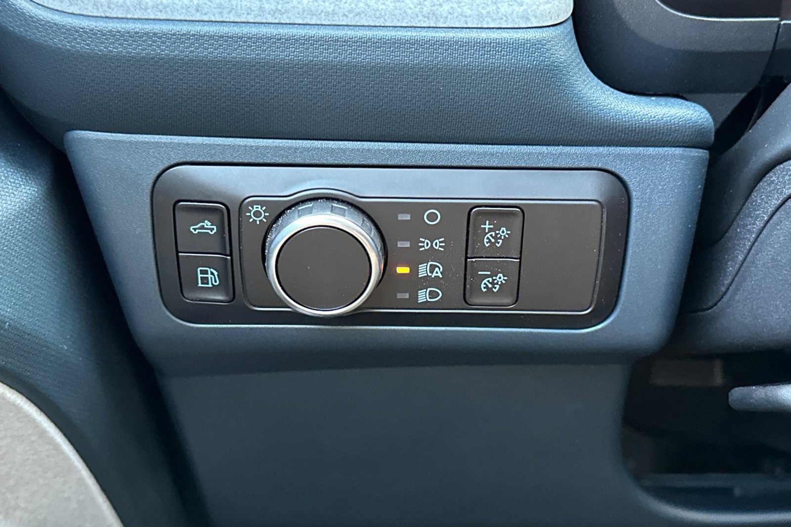 New 2025 Ford Maverick XLT w/ Equipment Group 301A image 25