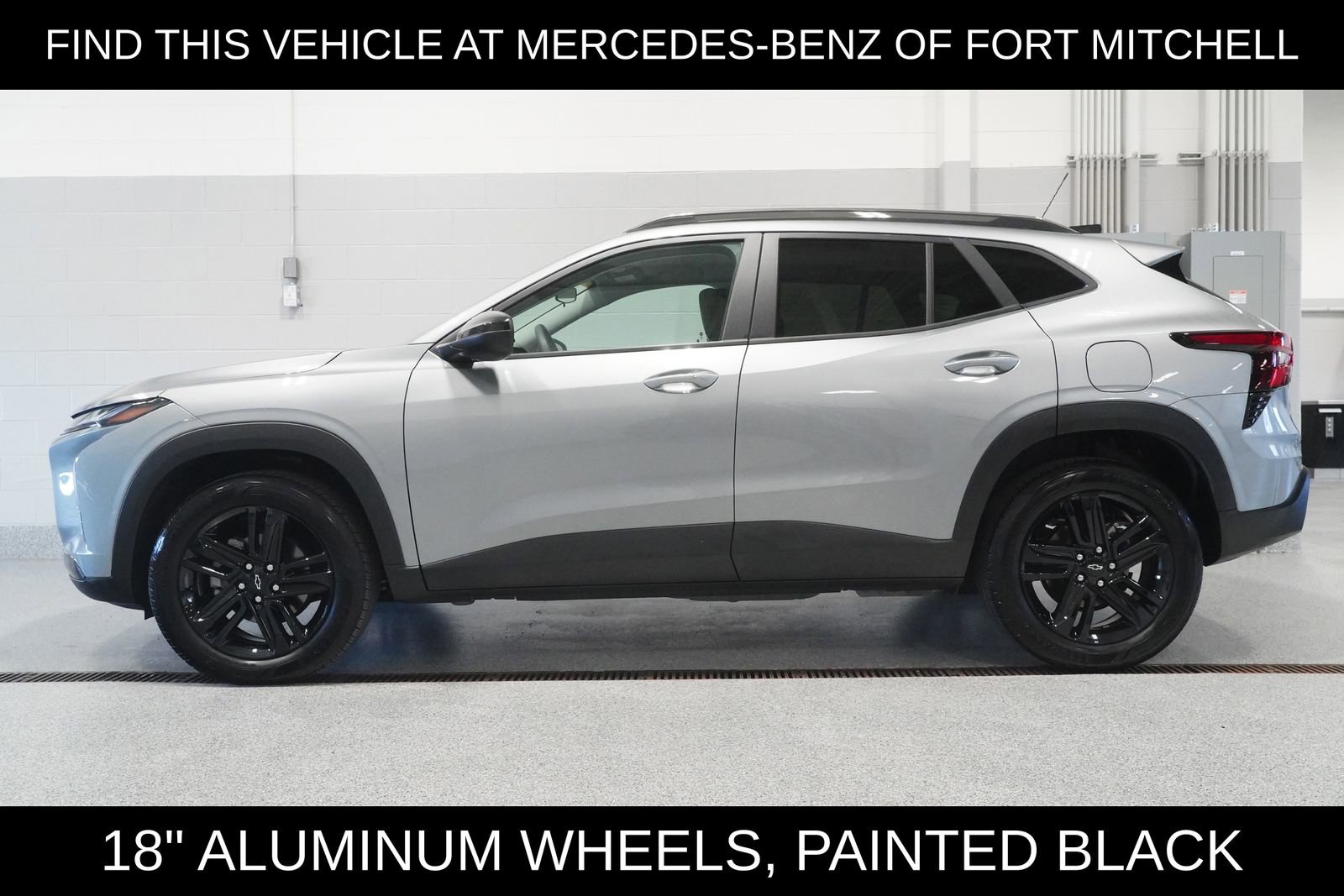 Used 2025 Chevrolet Trax ACTIV w/ Driver Confidence Package image 3