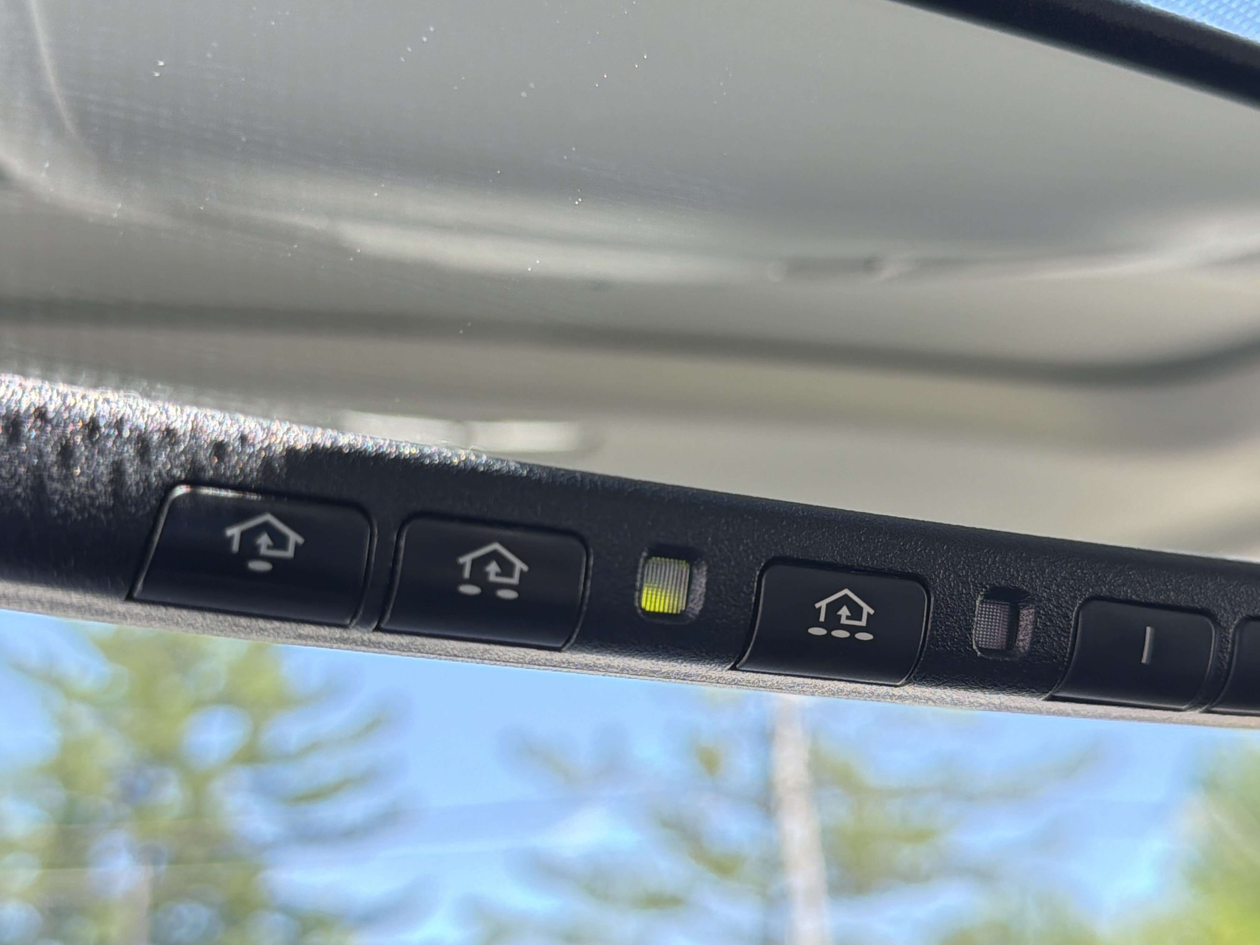 Used 2013 Toyota Prius Four w/ Deluxe Solar Roof Pkg FWD image 37