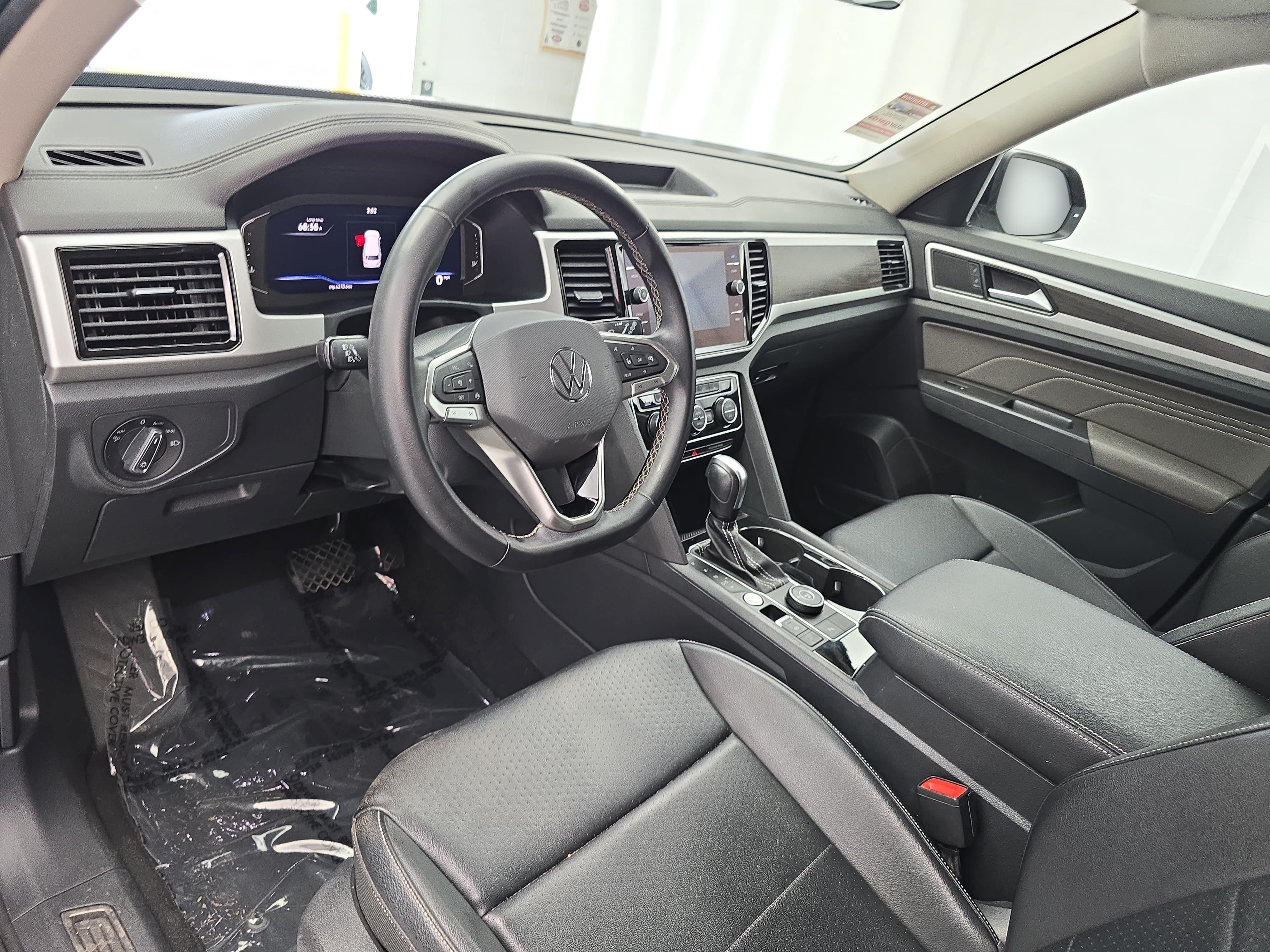 Used 2022 Volkswagen Atlas SE AWD/4WD image 17
