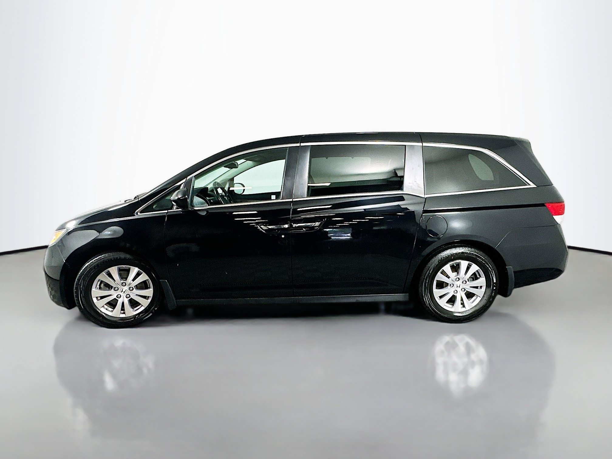 Used 2016 Honda Odyssey EX-L image 4