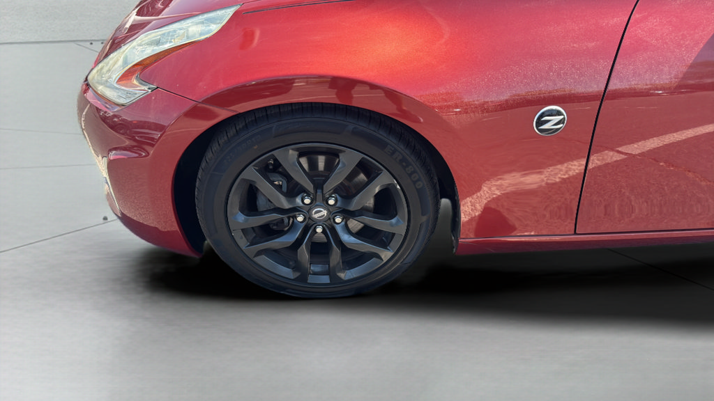 Used 2016 Nissan 370Z Coupe RWD image 36