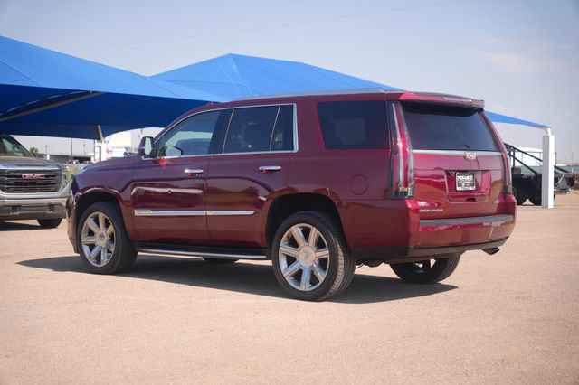 Used 2018 Cadillac Escalade Luxury AWD/4WD image 5