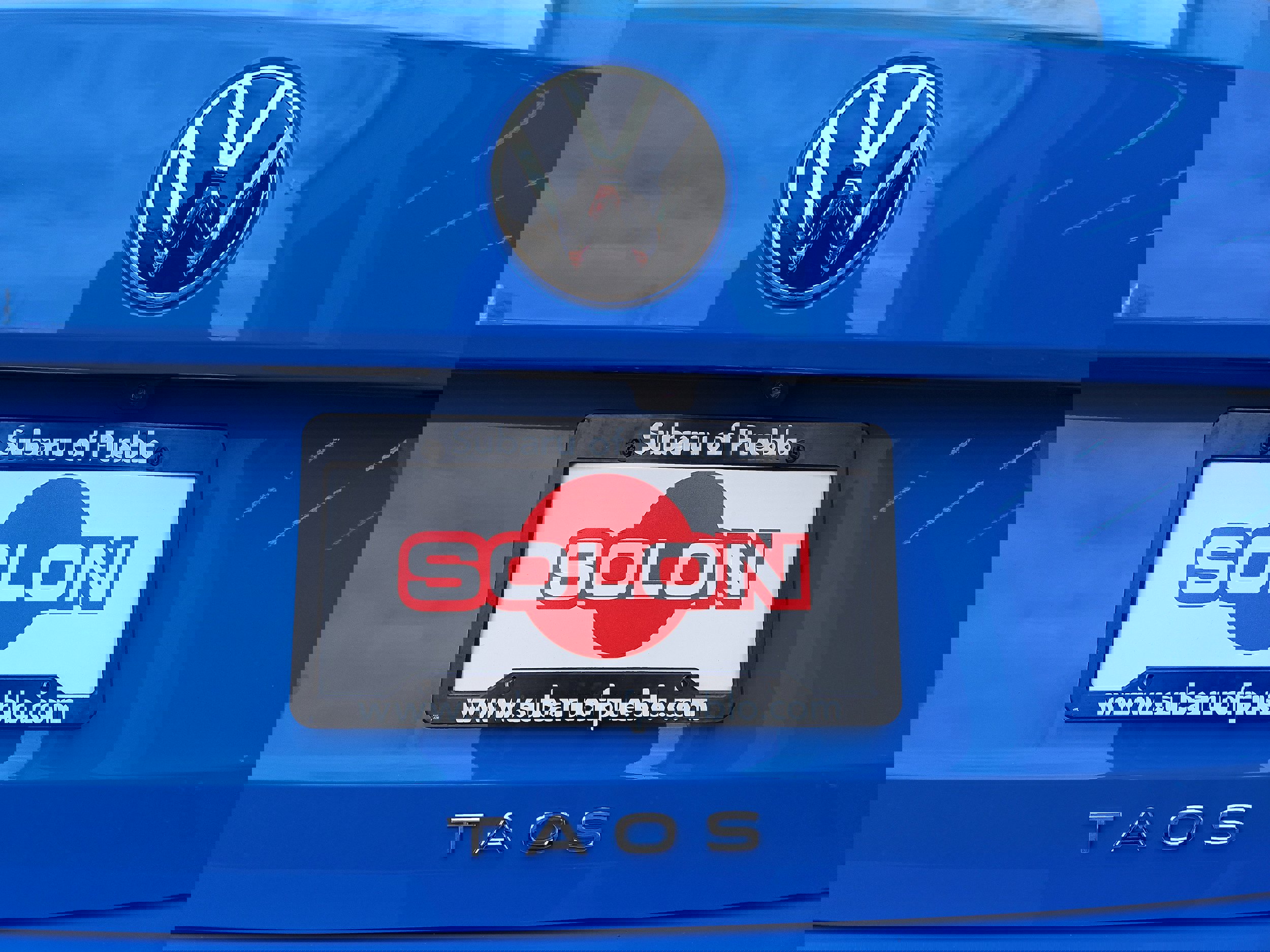 Used 2023 Volkswagen Taos SEL image 33