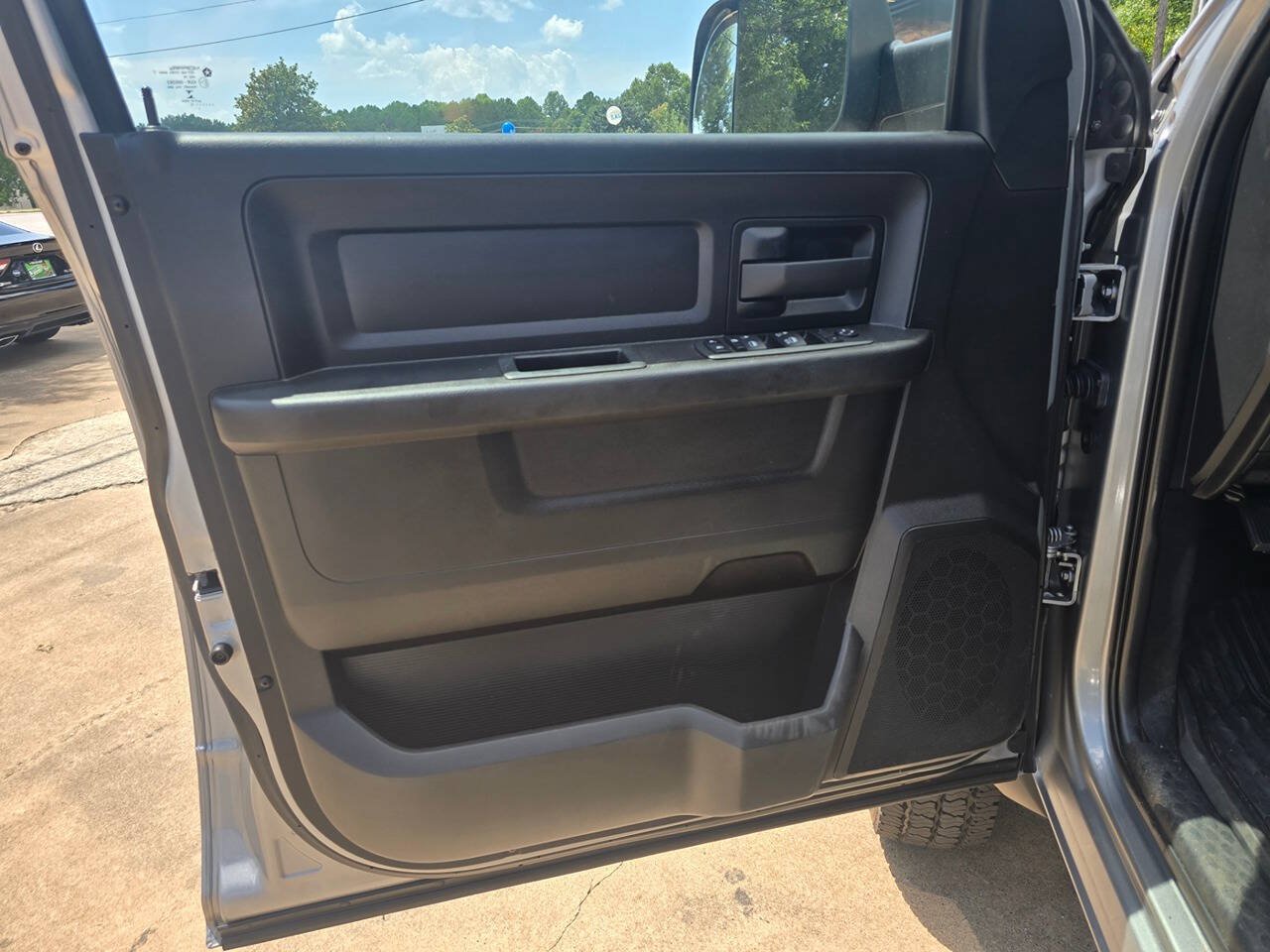 Used 2022 RAM 4500 Tradesman w/ Chrome Appearance Group AWD/4WD image 15