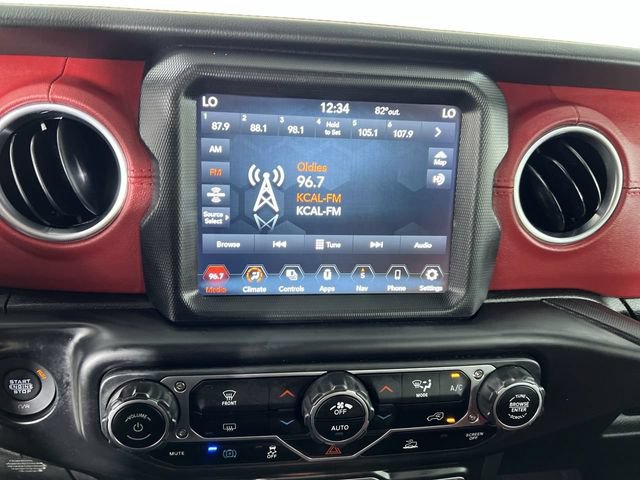 Used 2023 Jeep Wrangler Unlimited Rubicon 4xe AWD/4WD image 13