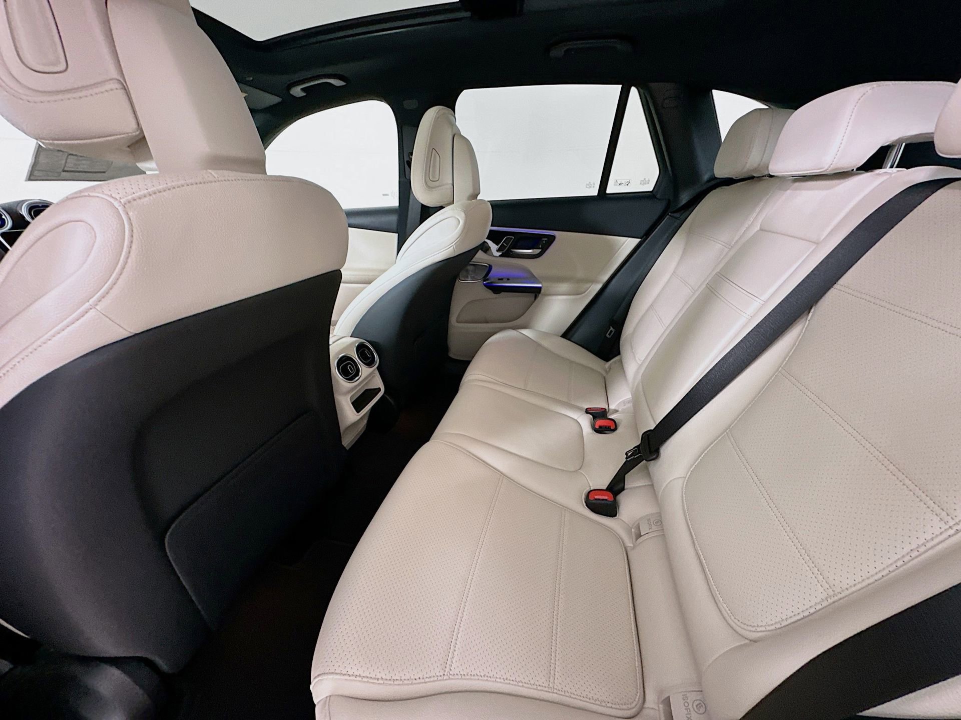 New 2026 Mercedes-Benz GLC 300 4MATIC image 27