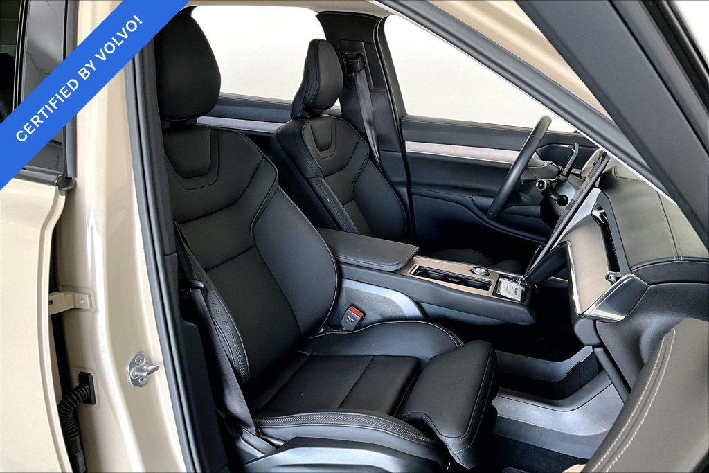 Used 2025 Volvo EX90 Plus AWD/4WD image 8