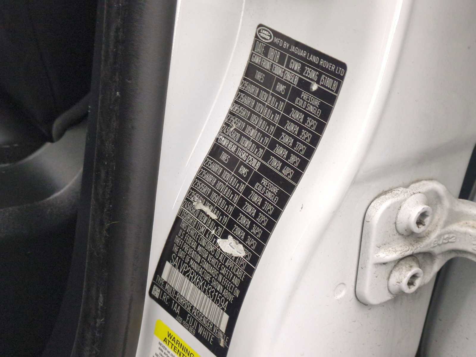 Used 2019 Land Rover Range Rover Evoque SE image 32