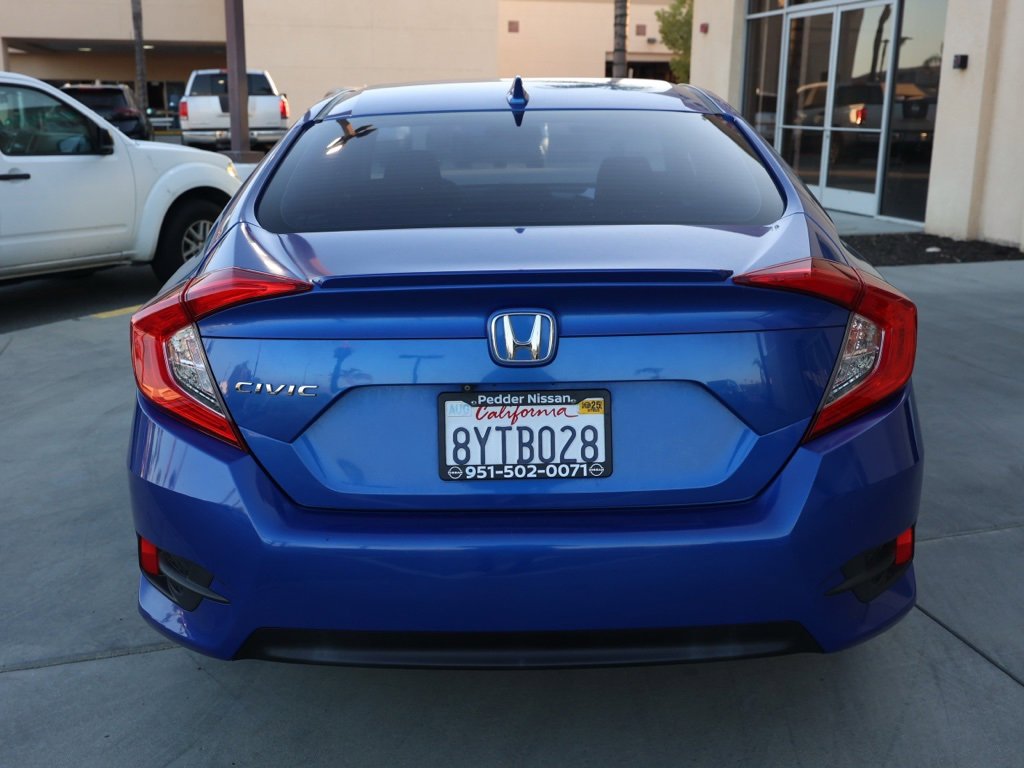 Used 2017 Honda Civic EX-T image 5