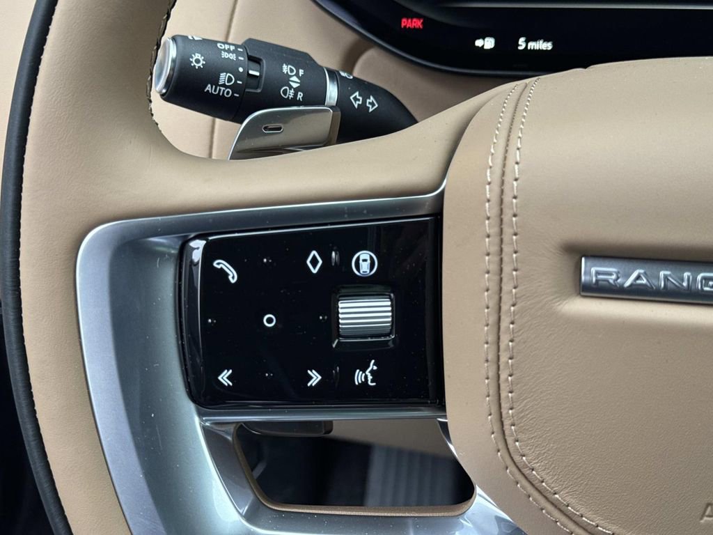 New 2026 Land Rover Range Rover SE image 26