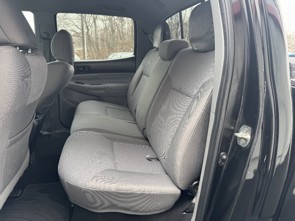 Used 2013 Toyota Tacoma V6 w/ TRD Off-Road Pkg image 9