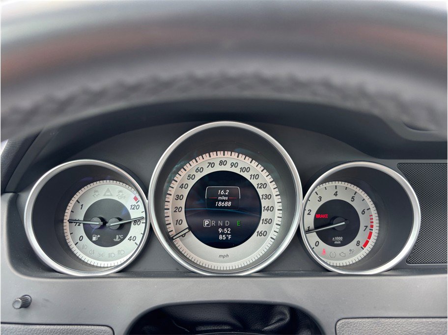 Used 2015 Mercedes-Benz C 250 Coupe image 22