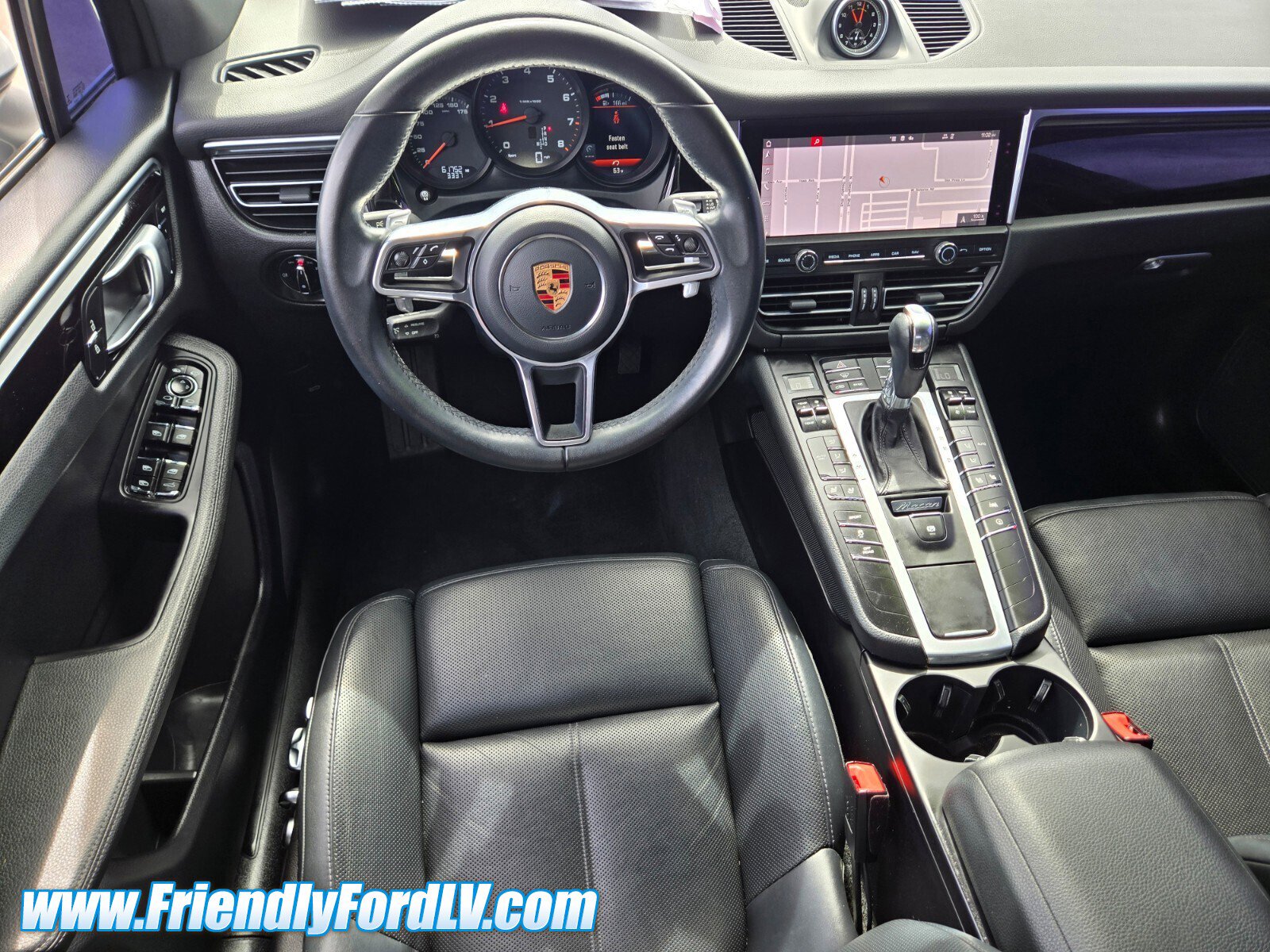 Used 2020 Porsche Macan AWD/4WD image 10
