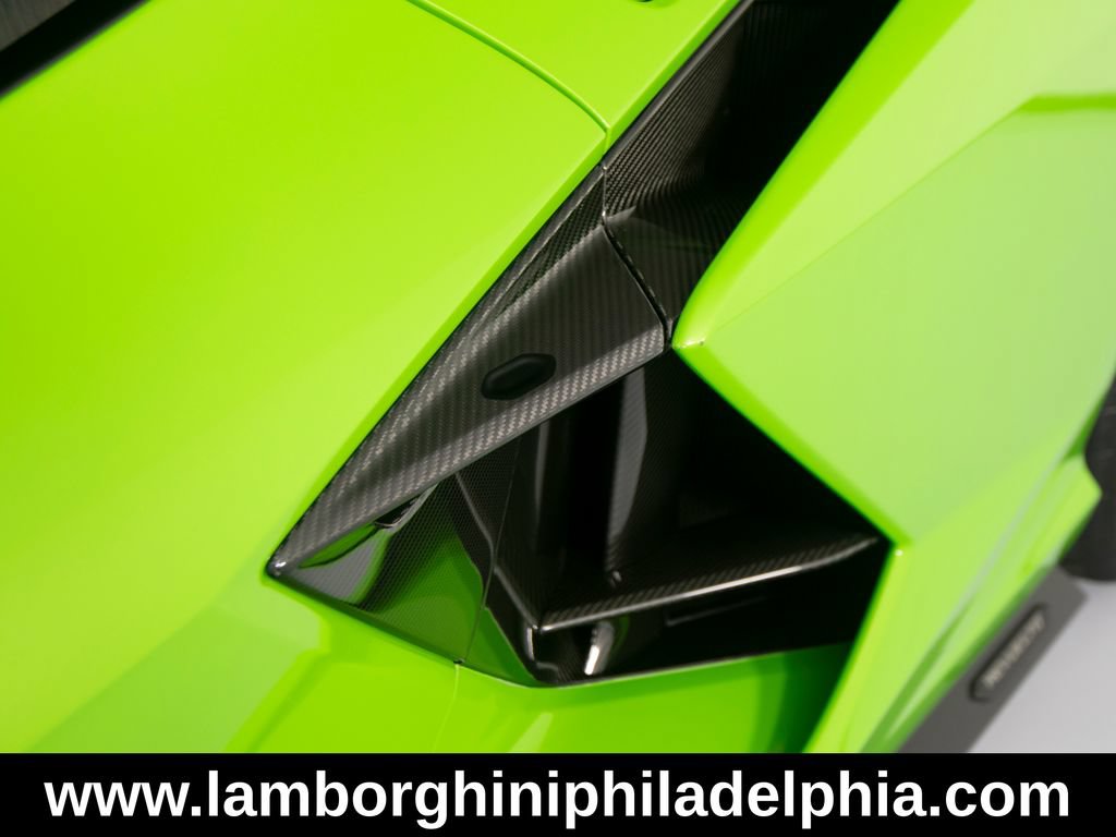 Used 2024 Lamborghini Revuelto AWD/4WD image 48