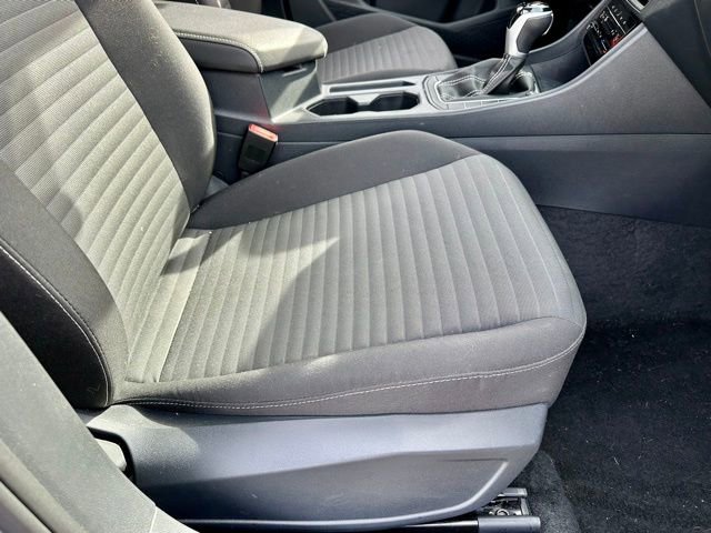 Certified 2025 Volkswagen Jetta S image 21