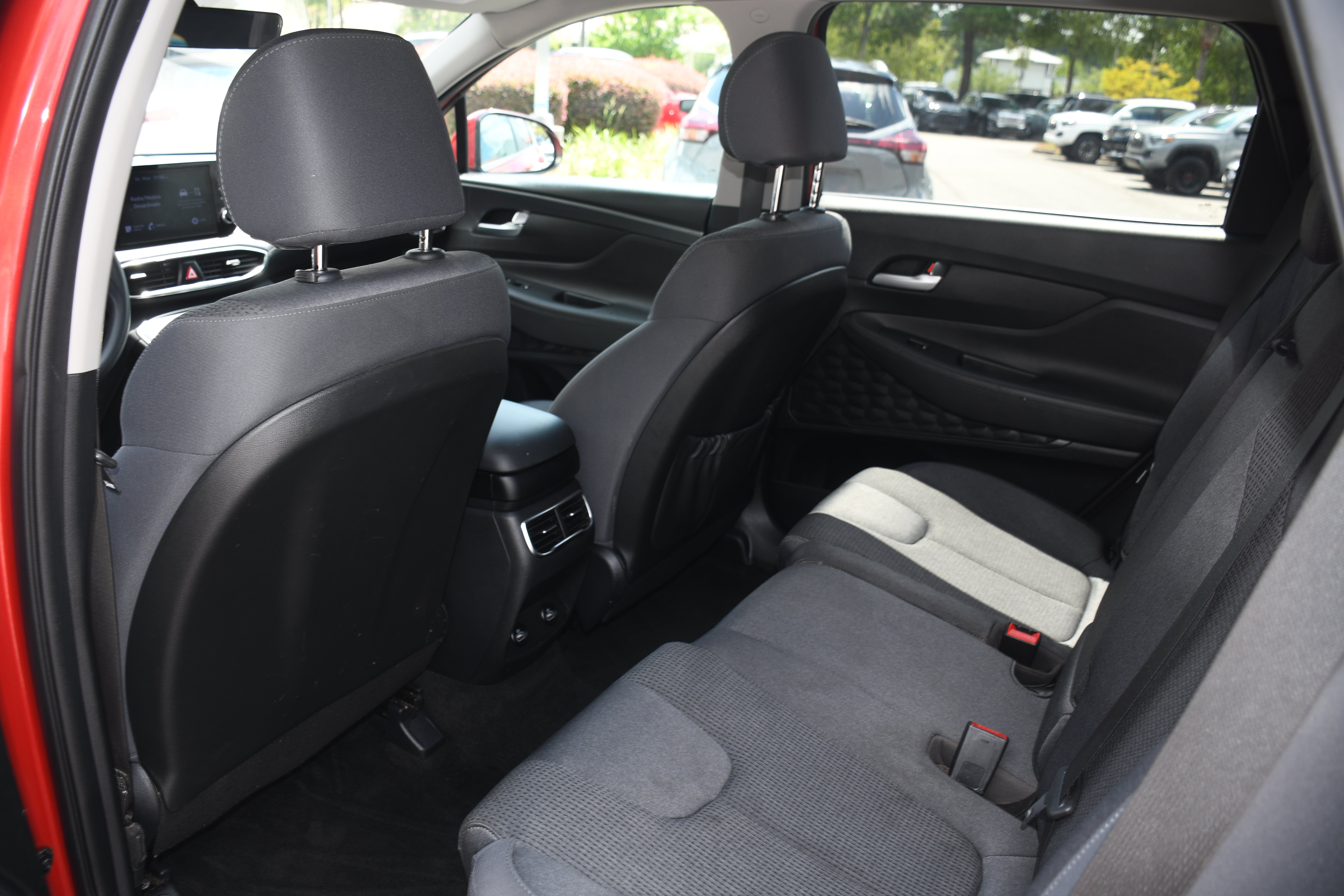 Used 2021 Hyundai Santa Fe SE FWD image 14