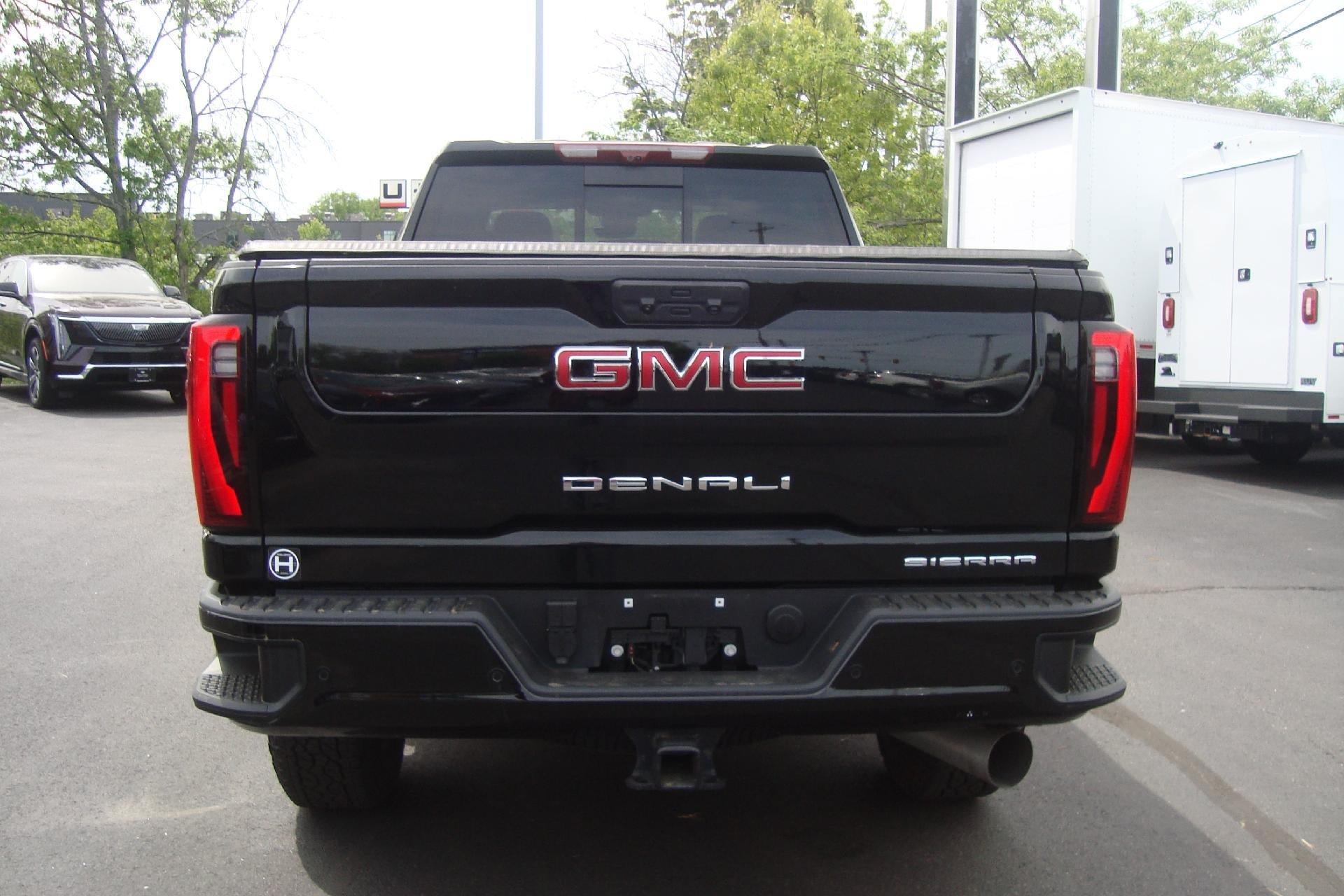 Certified 2025 GMC Sierra 2500 Denali w/ Denali Reserve Package AWD/4WD image 5