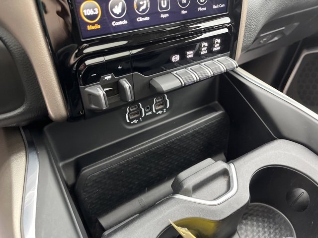 Used 2020 RAM 3500 Laramie image 15