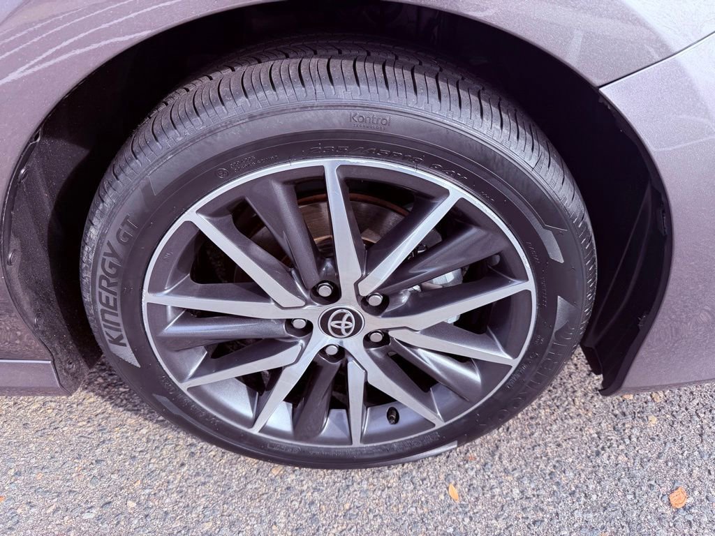 Used 2024 Toyota Camry XLE image 15
