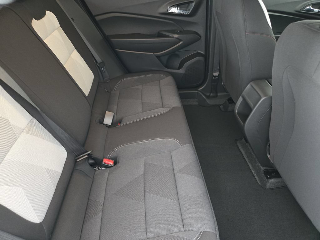 New 2026 Chevrolet Trax RS w/ Driver Confidence Package FWD image 34