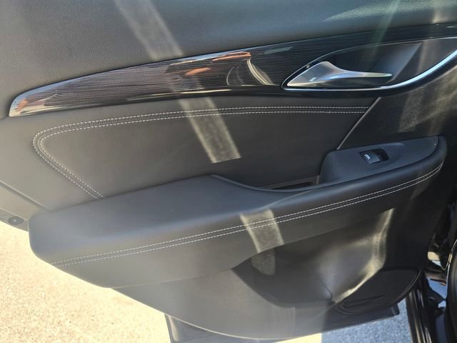 Used 2023 Buick Envision Preferred image 14