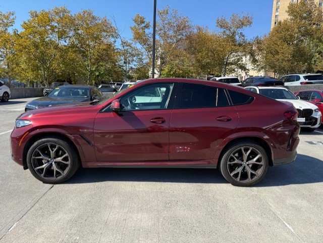 Used 2024 BMW X6 xDrive40i w/ Parking Assistance Package AWD/4WD image 5