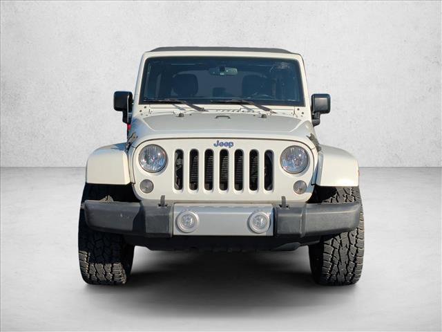 Used 2015 Jeep Wrangler Unlimited Sahara w/ Connectivity Group AWD/4WD image 2