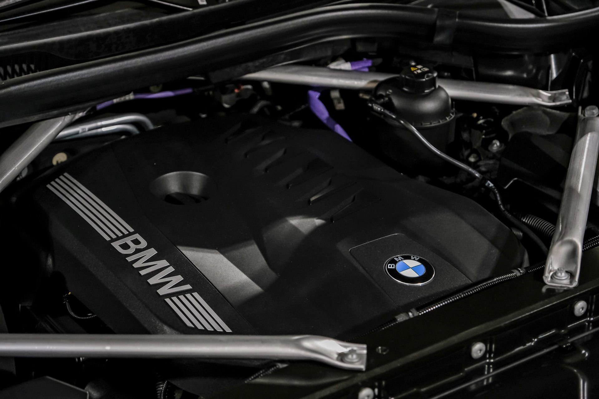 Used 2024 BMW X7 xDrive40i w/ M Sport Package image 58