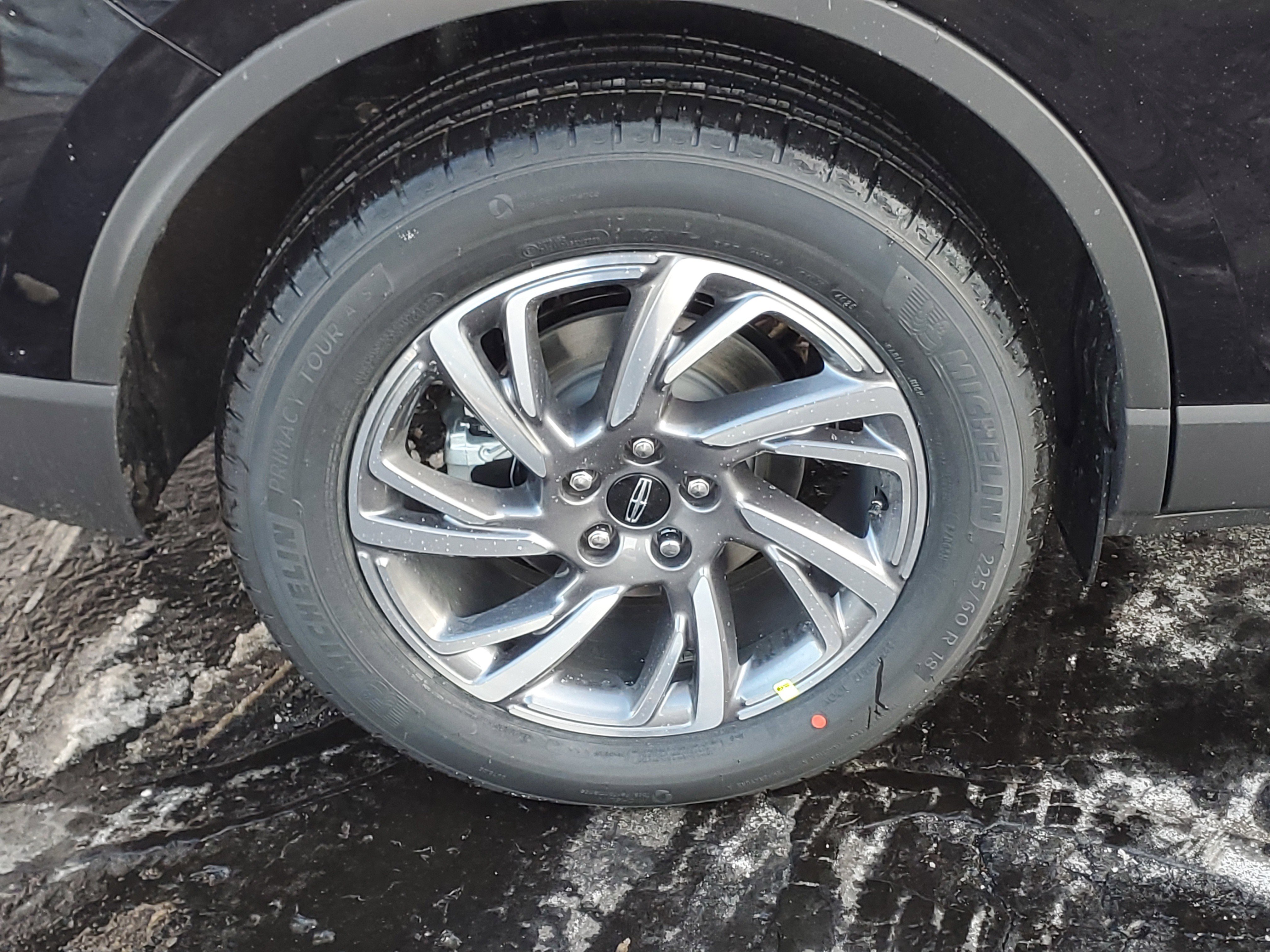 New 2026 Lincoln Corsair Premiere image 5