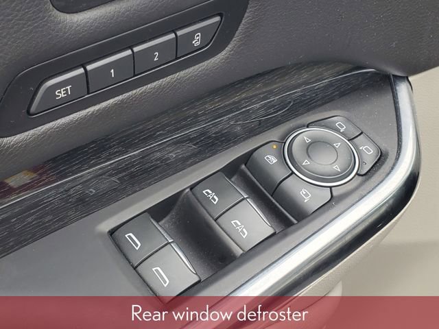 Used 2022 Cadillac XT4 Premium Luxury w/ Driver Awareness Package image 18