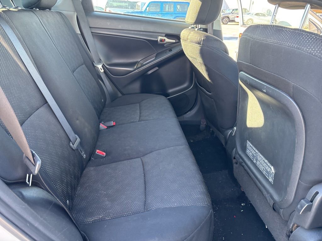 Used 2010 Pontiac Vibe w/ Preferred Package image 21