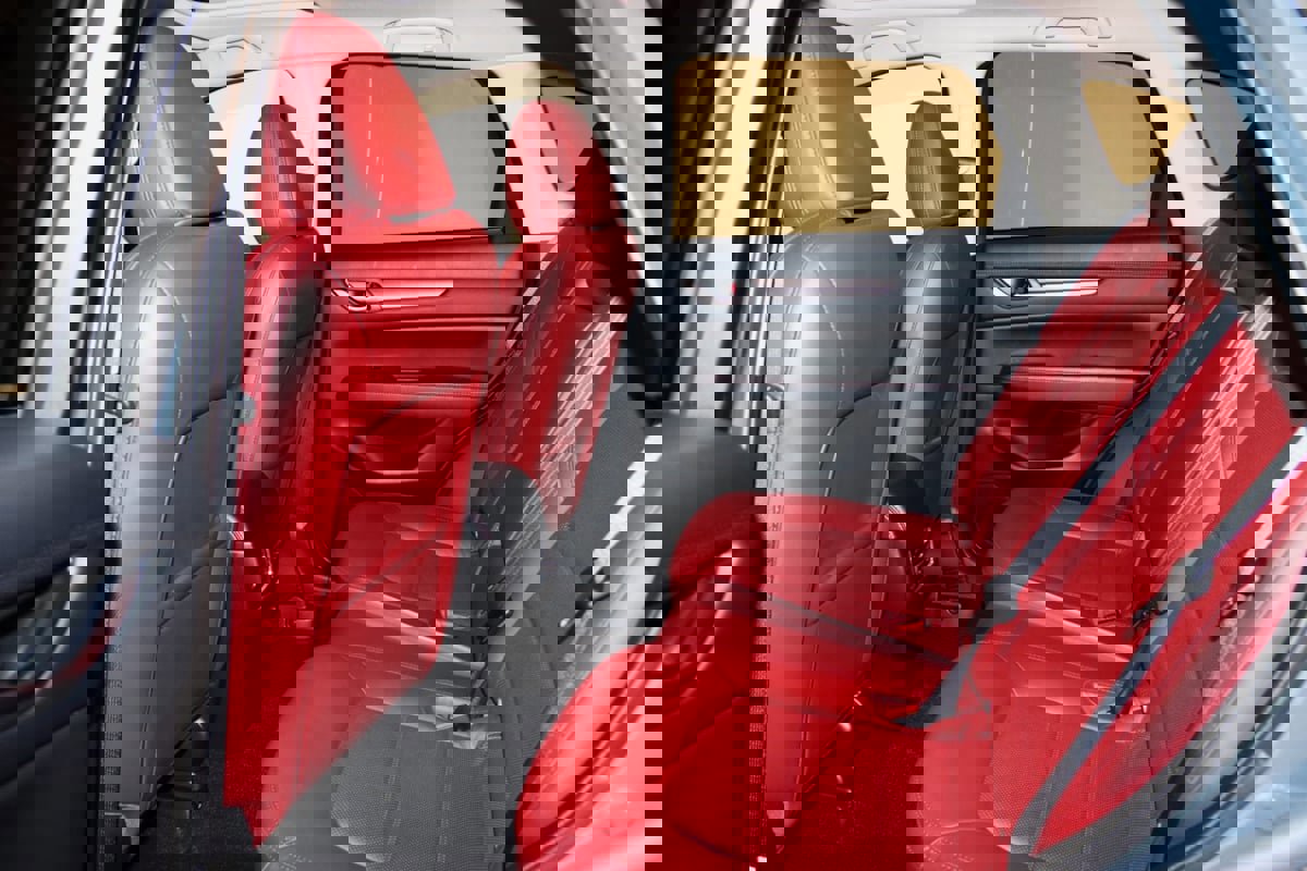 Used 2024 MAZDA CX-5 Carbon Edition image 63