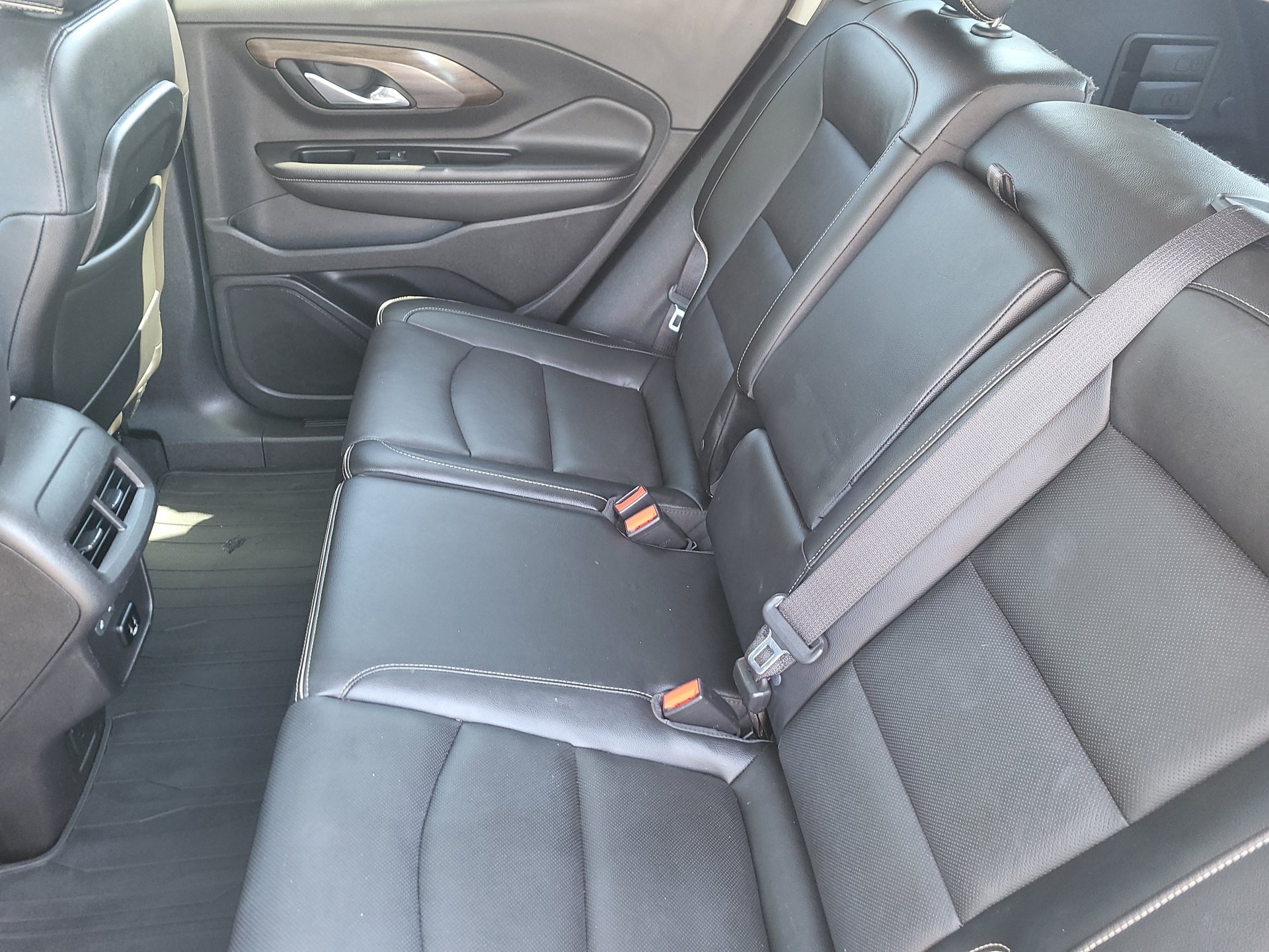 Certified 2018 GMC Terrain Denali w/ Advanced Safety Package AWD/4WD image 23