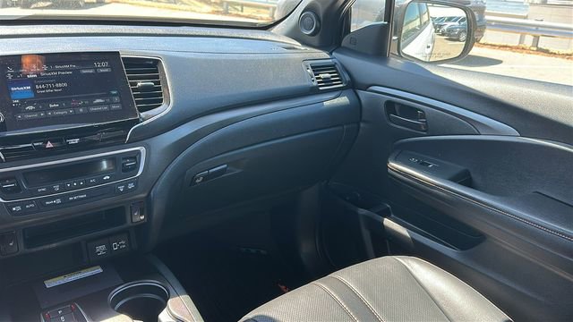 Used 2023 Honda Passport TrailSport image 25