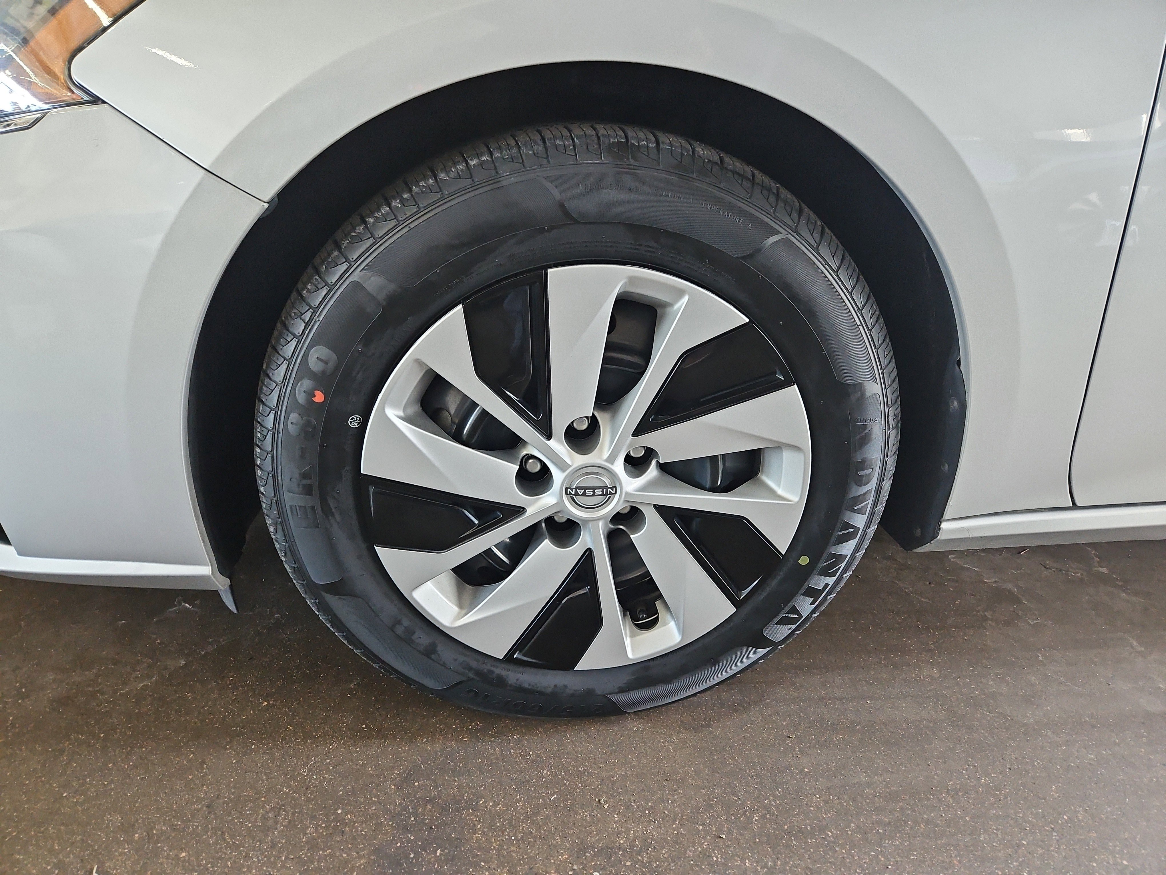 Used 2024 Nissan Altima 2.5 S image 20